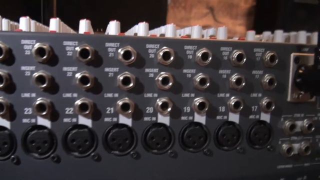 Allen and Heath GL2400, a close look смотреть онлайн