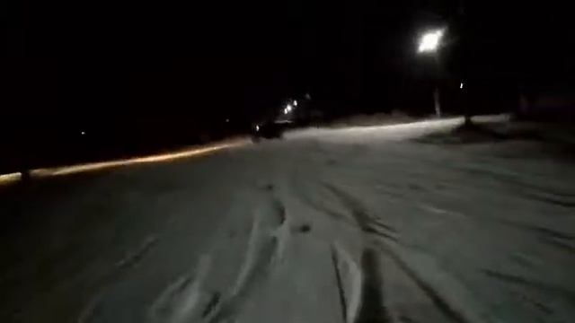 ЗИМНИЙ ДРИФТ НА МОТОЦИКЛЕ УРАЛ смотреть онлайн