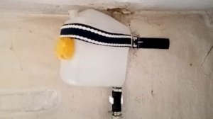 Расширительный бачёк для открытой системы отопления.