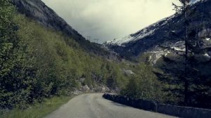 Жена, Норвегия и подъем в горы на Язык Тролля: зарисовка