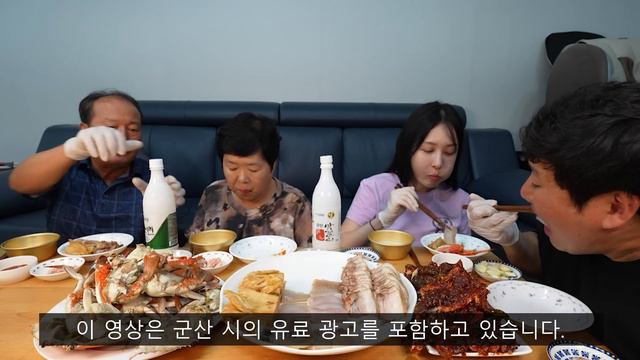 군산에 직접 가서 싱싱한 꽃게와 홍어를 저렴하게 사왔습니다! смотреть онлайн