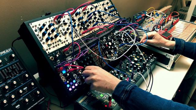 SISTER CIRCE - Make Noise Strega & Shared System Eurorack Ambient #eurorack #makenoise #Strega смотреть онлайн