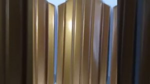 Металлический евроштакетник для забора купить по цене от 35 рублей