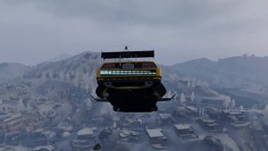 как увернуться от ракет на Deluxo |GTA Online