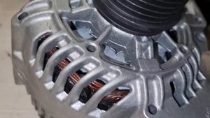 Восстановленный генератор VALEO - JP Group для VW Passat B5.