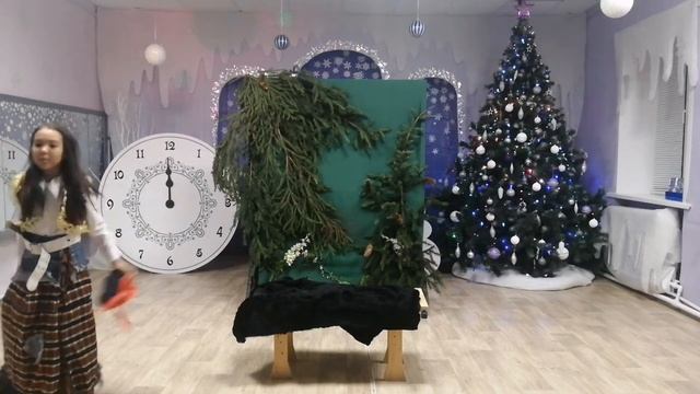 Снежная королева в исполнении театрального коллектива "Созвездие". Постановка Ольги Гутневой.