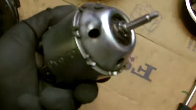 Nissan X-Trail T31 - Скрипит вентилятор отопителя. Ремонт. смотреть онлайн