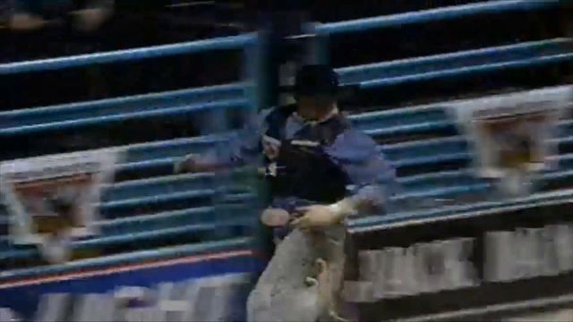 Owen Washburn vs Be Wild - 96 PBR Finals (82 pts) смотреть онлайн