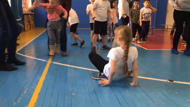 ВЕСЁЛЫЕ СТАРТЫ ШРЛ Радуга 2022.03.06 смотреть онлайн