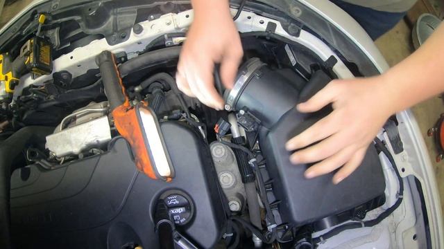 GM Mass Air Flow Sensor. GM Genuine Parts 23366103 Mass Airflow Sensor смотреть онлайн