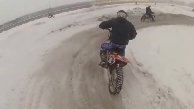 Соревнования мотокросс Ижевск 21.12.2013 - тренировка смотреть онлайн