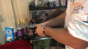 Как Взбить молоко в ТУРКЕ для капучино или Латте/ How to make a milky foam in TURKEY for cappuccino