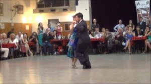 ROXANA SUAREZ & SEBASTIAN ACHAVAL bailando ESTA NOCHE DE LUNA en LA MILONGA LA BALDOSA