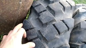 Новая резина нортэк 10.75.15.3 для самодельного трактора.