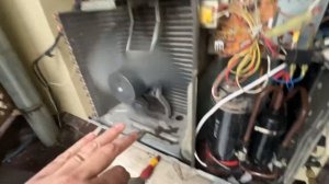 Неправильная установка регулятора давления конденсации