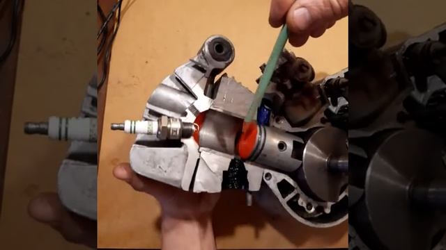 Будова та принцип дії двигуна внутрішнього згоряння смотреть онлайн