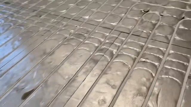 ➡️ водяные тёплые полы AlfaMix ➡️ монтаж под плитку ➡️ общая толщина 45мм ➡️ офис 40 кв.м.