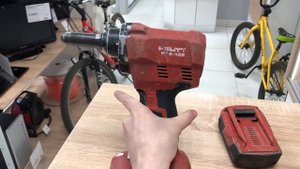 Заклепочник hilti