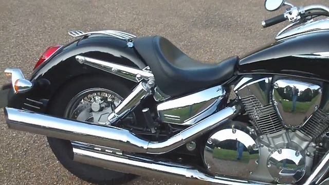 Honda VTX 1300 RoadHouse Exhaust