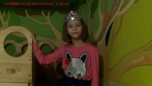 А ЧЕ ХОЧУ ТО И ПОЮ