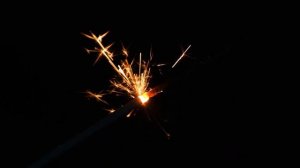 Бенгальский огонь празднчный футаж заставка для видео монтажа hd