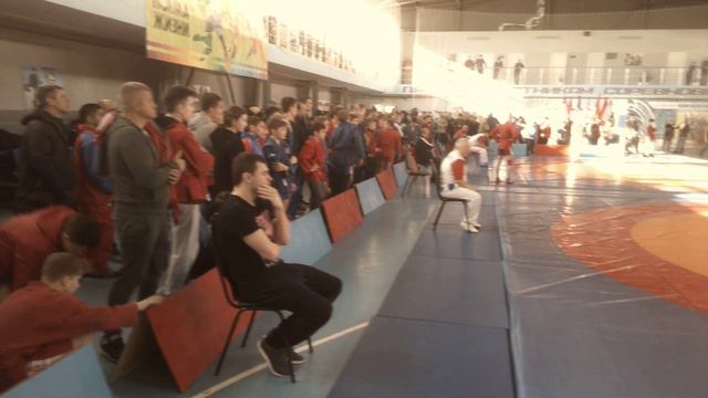 Весь регион на одном ковре... смотреть онлайн