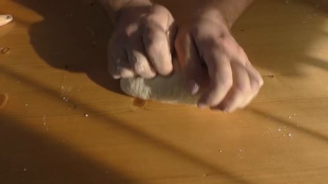 Я не устаю их готовить! Чесночная лепешка из двух ингредиентов (использую секретную бабушкину муку)