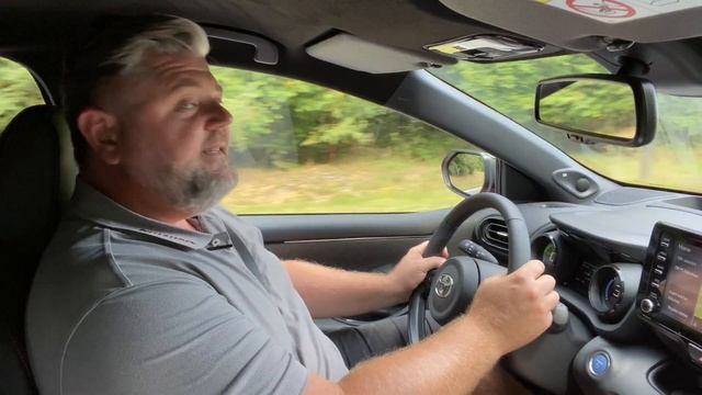 Nu mere voksen! Ny Toyota Yaris (præsentation) смотреть онлайн