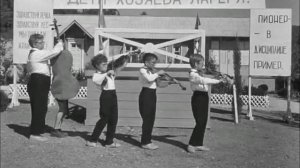 На ходу играют! Виртуозы! "Добро пожаловать, или..."