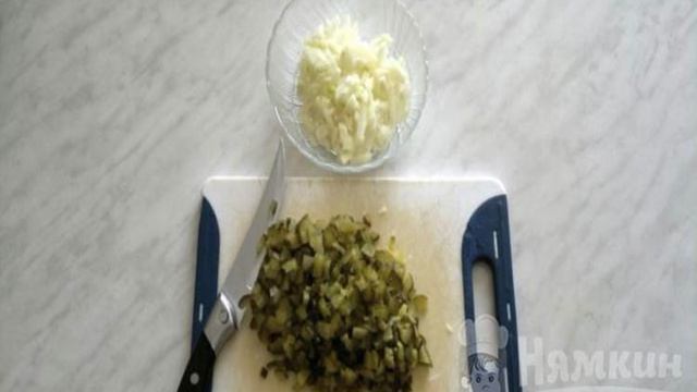 Рассольник с куриными сердечками на перловке