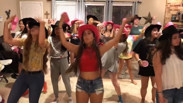 THE GIT UP Challenge Dance Party DPDE New New Group w/ Social Officers смотреть онлайн