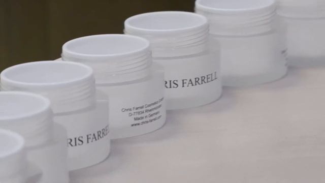 CHRIS FARRELL COSMETICS: Hautpflege-Experten seit über 50 Jahren смотреть онлайн