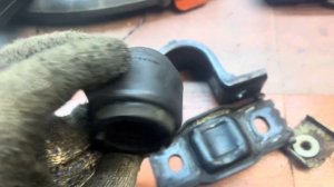 Замена передних втулок стабилизатора Jeep Cherokee KL 2014