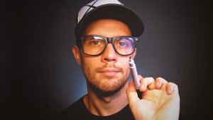 АСМР Рисую На Твоем Лице + Неразборчивый Шепот