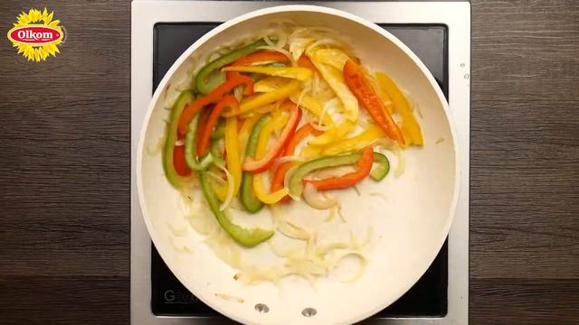 Теплий салат з яловичиною / Теплый салат с говядиной / Warm Beef Salad