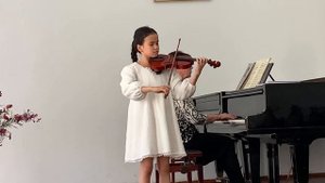 Скрипка. Чешская народная ком. «Пастушок Исп. Сана-Адель, 7 лет.