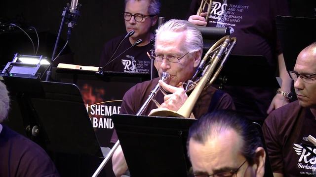 Jazzman, (Live From NYC) Feat. Tom Scott and The Rich Shemaria Big Band смотреть онлайн