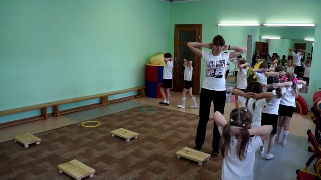 Весёлая зарядка. Разминка смотреть онлайн