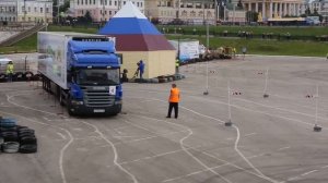 Соревнование дальнобойщиков