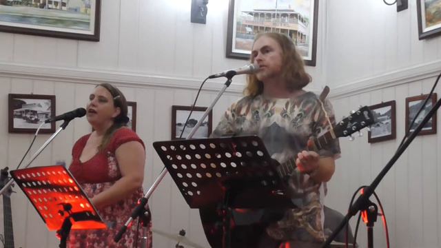 Little White Flower смотреть онлайн