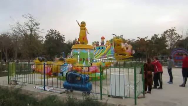 Beston Аттракцион Карусель Веселая Пчёлка смотреть онлайн