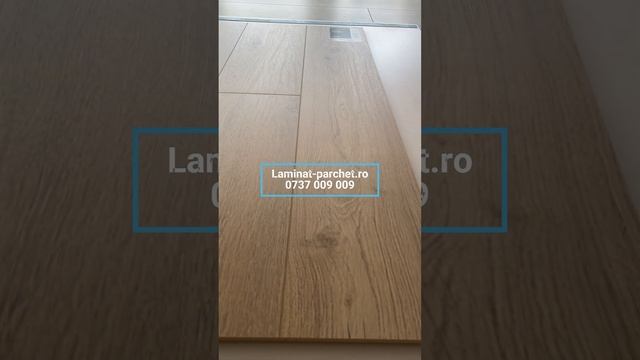 Parchet laminat trafic intens Tarkett Woodstock PRO 510034037 Halifax Oak Sand