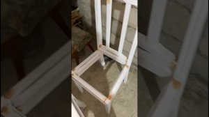 Реставрация стульев! Перекраска с орехового в белый цвет!