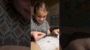 Надеваем жёсткие ортокератологические линзы. Дочке 12 лет.