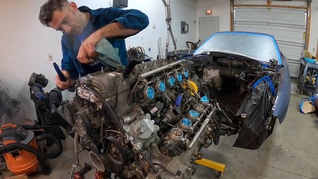 The V10 Sits Perfect, Steering and Brakes Just About Done! смотреть онлайн