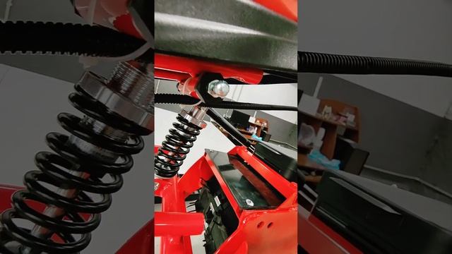 Детский снегокат с моторчиком. смотреть онлайн