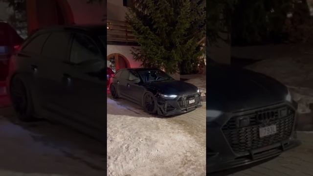 RS6-R Lightshow ?