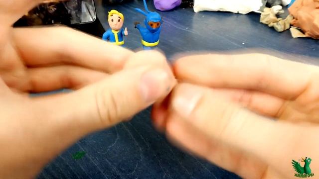 Fallout- Лепим ВолтБоев из пластилина(ниндзя, качок, Волтгерл) +Анимация смотреть онлайн