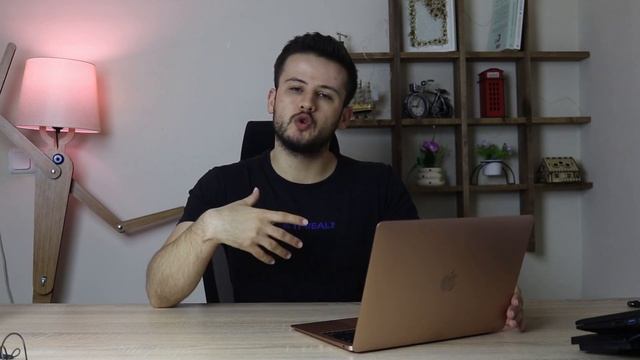 DÜNYANIN EN ÇOK SEVİLEN LAPTOPUYMUŞ? (Macbook Air 2020 İnceleme) смотреть онлайн