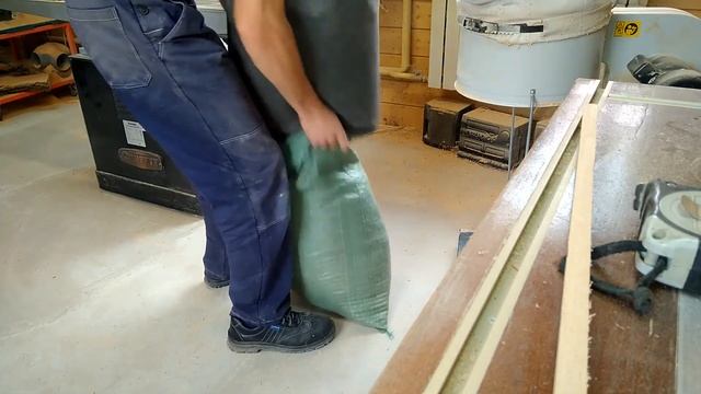 Как мы производим стружку, много стружки. смотреть онлайн